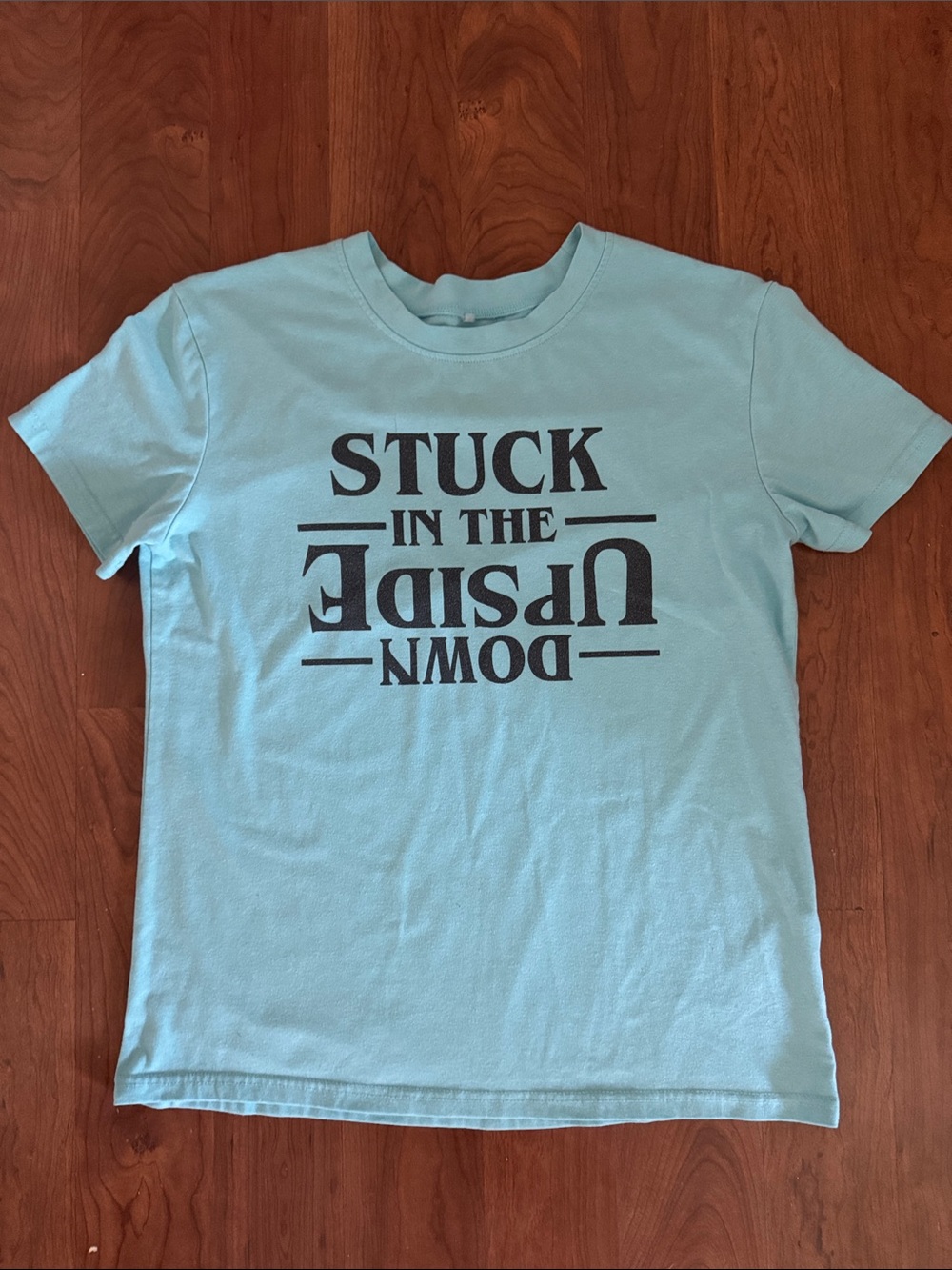 Stranger Things Stuck in the Upside Down shirt size Men’s M